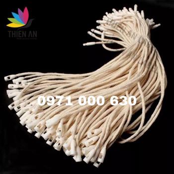 Non - Logo Strings 9