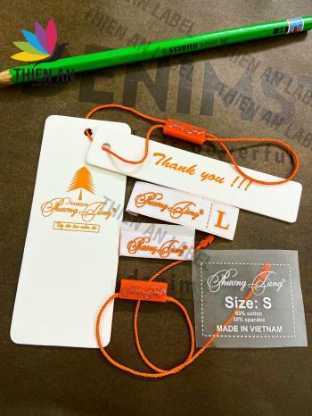 Set of labels 8